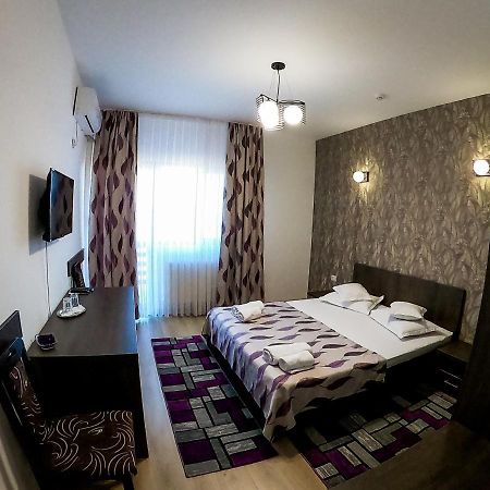 Motel Infinit Тыргу-Жиу Экстерьер фото
